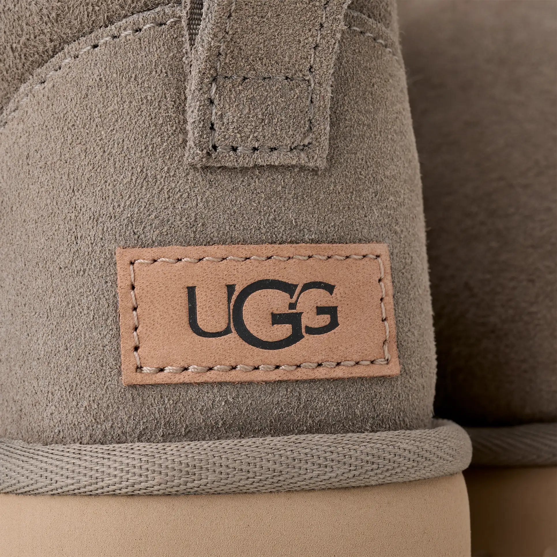 Ugg Classic ultra Mini boot